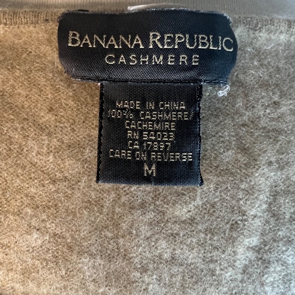 NWOT Beautiful Banana Republic Cashmere Tank Tan and Cream Size M - Picture 6 of 6